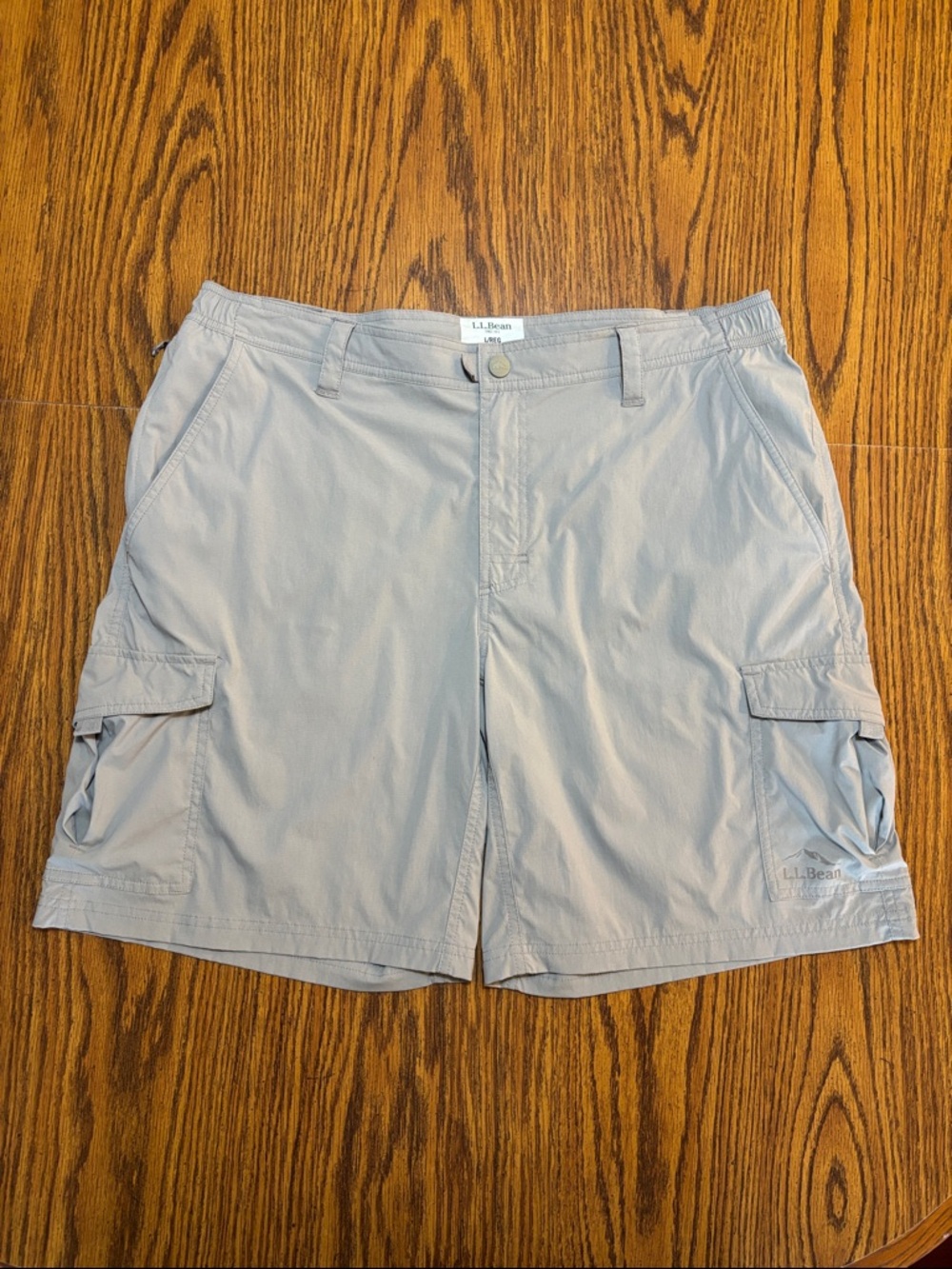 L.L.Bean men’s cargo shorts
